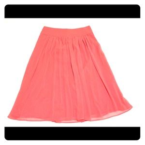Tulip style chiffon skirt